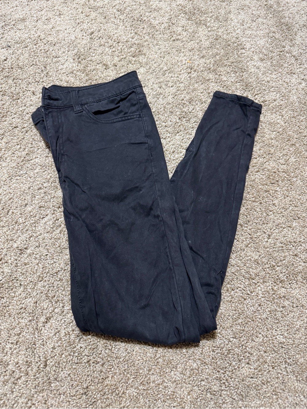 6 Women’s American Eagle Super Stretch Black Jeggings